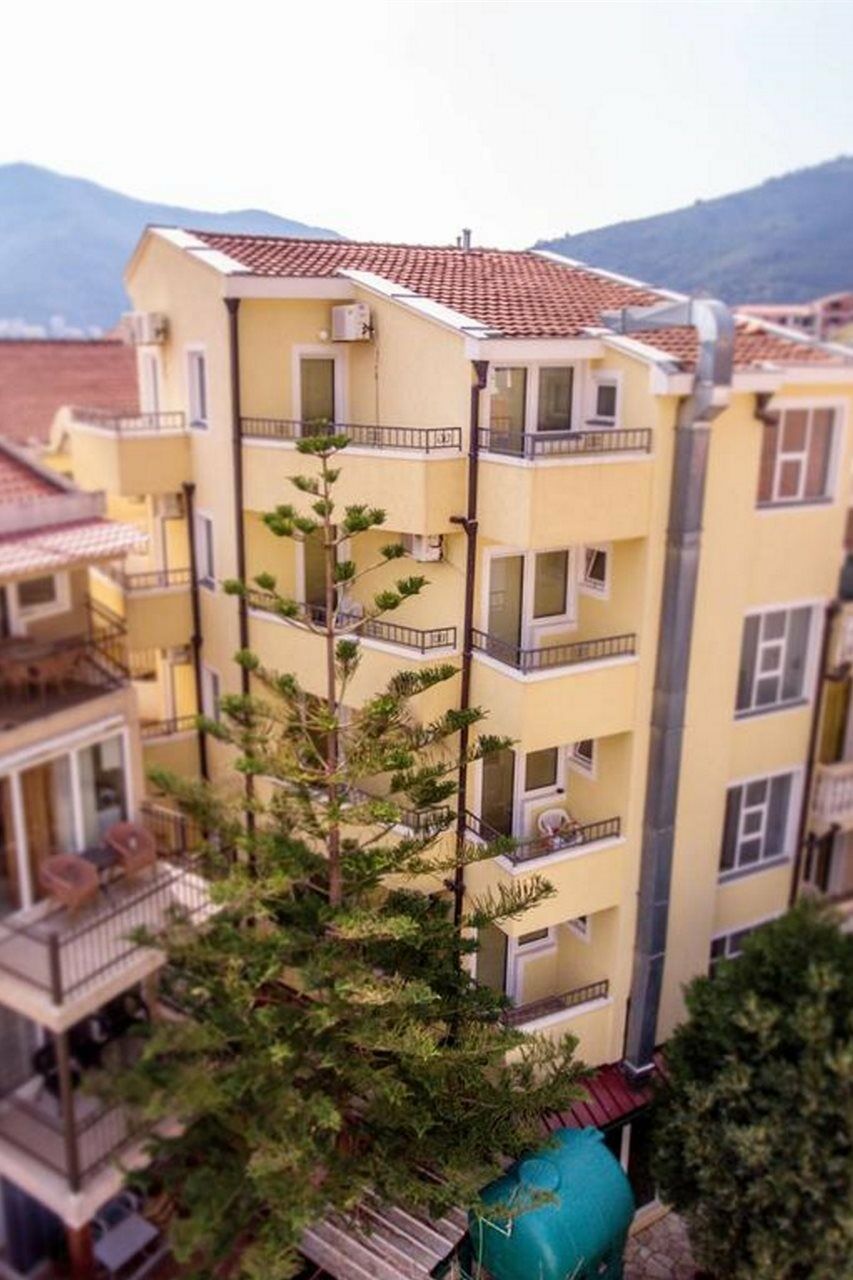 Venera Apartments Budva Exterior foto